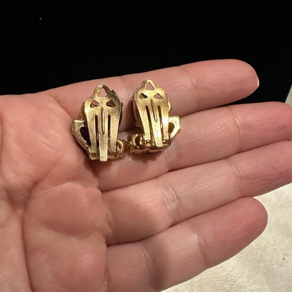 Elegant Gold and Orange Crystal Earrings - Picture 4 of 4